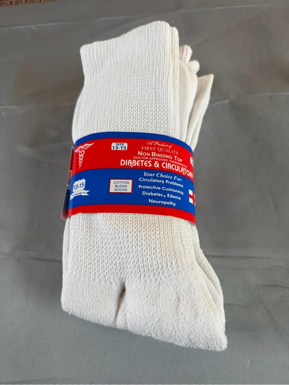 Non-Binding Top Diabetic & Circulatory Cotton Socks - White